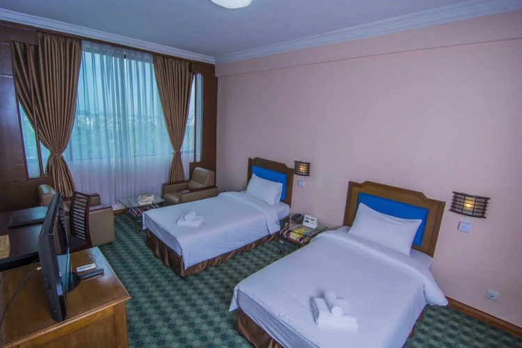 Asia Plaza Hotel