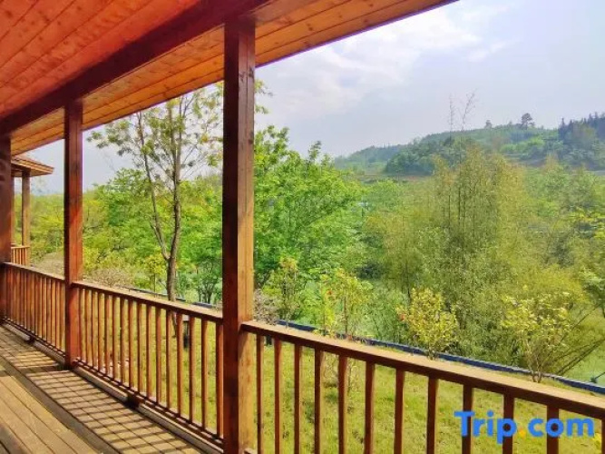 Hongfeng Holiday Hotel