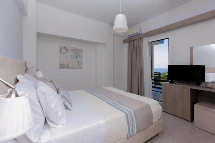 Standard Double room with balcony and with sea view