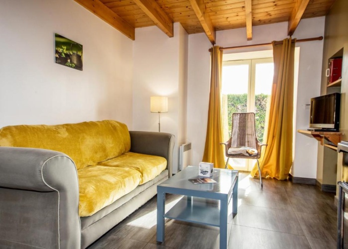 2 Bedrooms Double Cottage