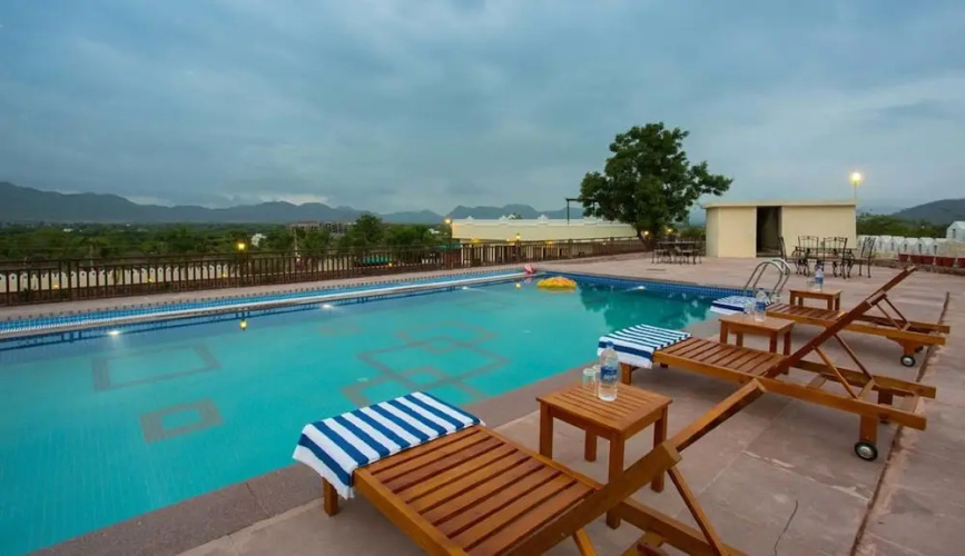 Hill Garden Retreat