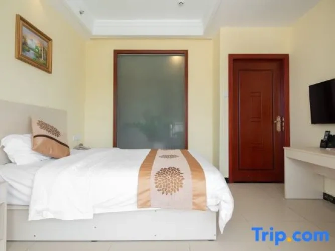Deluxe Family Suite