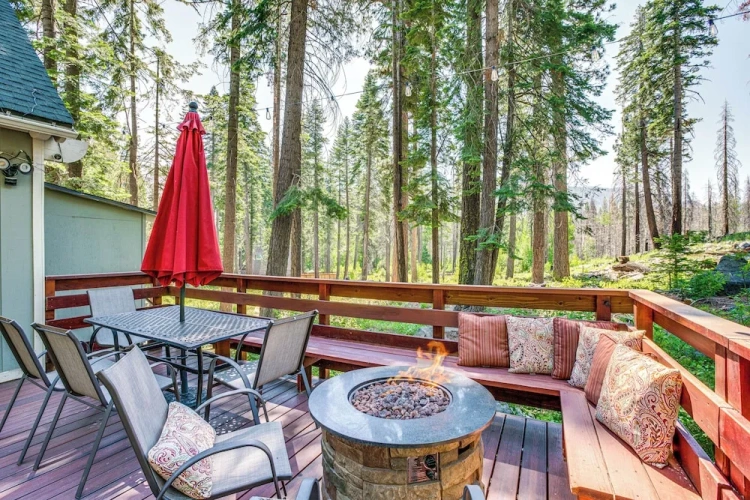 3 Bedrooms Cottage with balcony