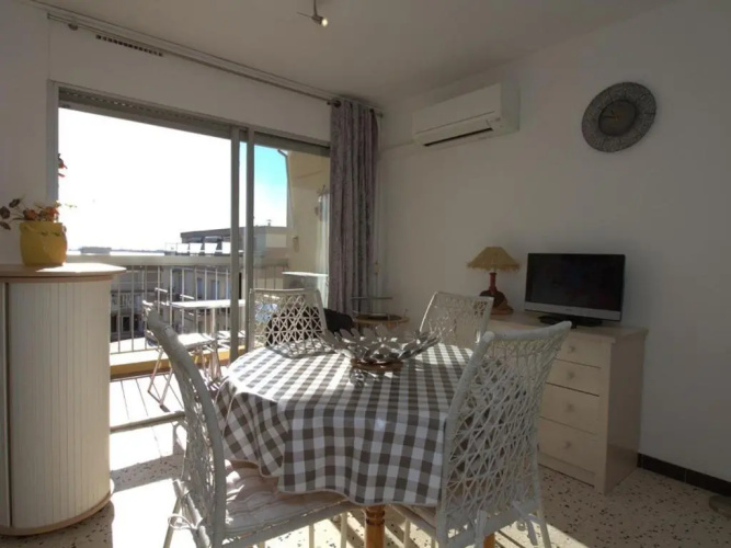 Appartement Balaruc-les-Bains, 2 pièces, 4 personnes - FR-1-553-40