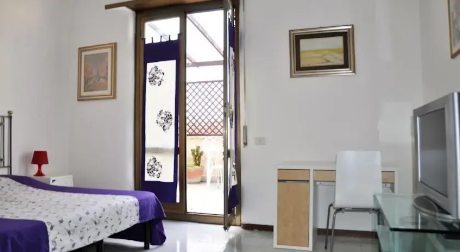 Villa Blanc Bed and Breakfast