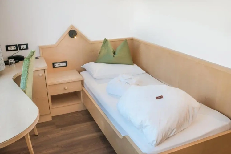 Standard Single room with balcony