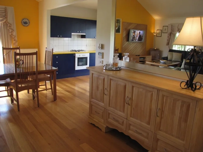 2 Bedrooms Cottage