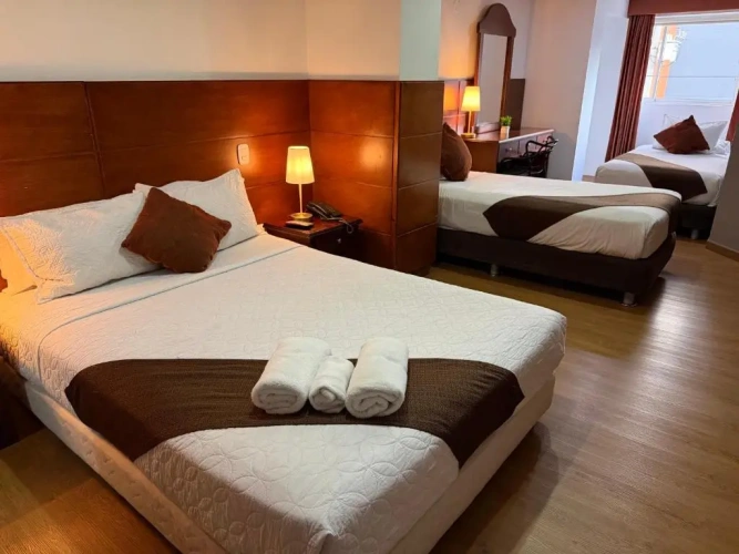 Standard Triple room