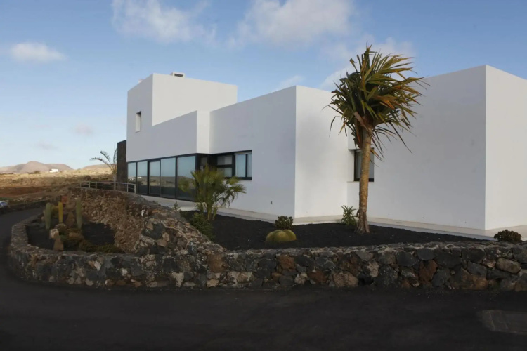 Sand Volcano Villa 1