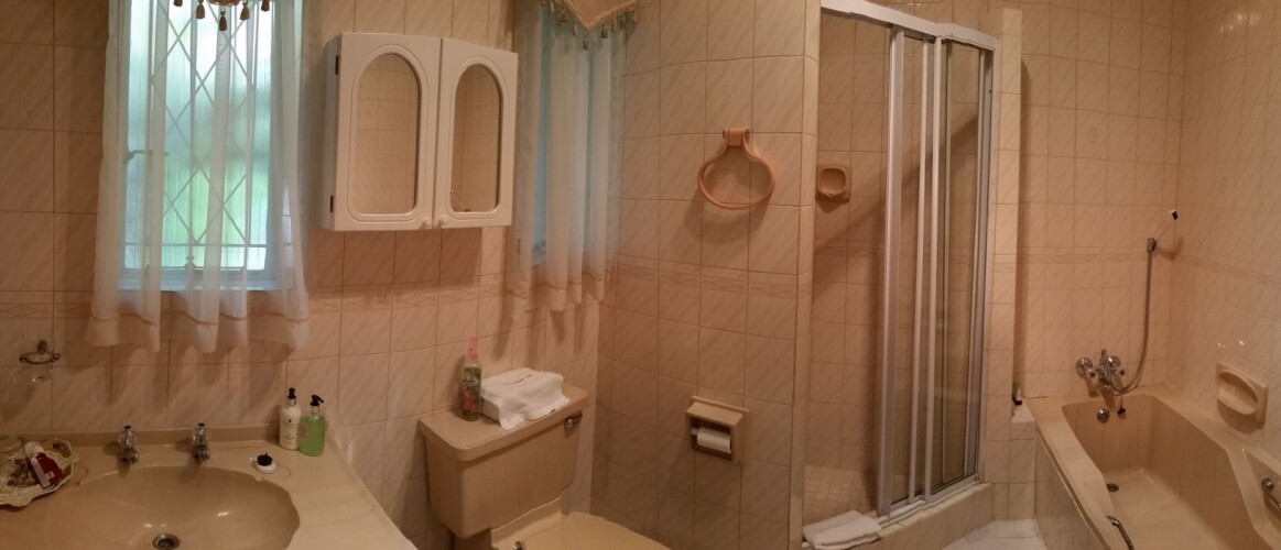 Royal Ridge Guest HouseOver view