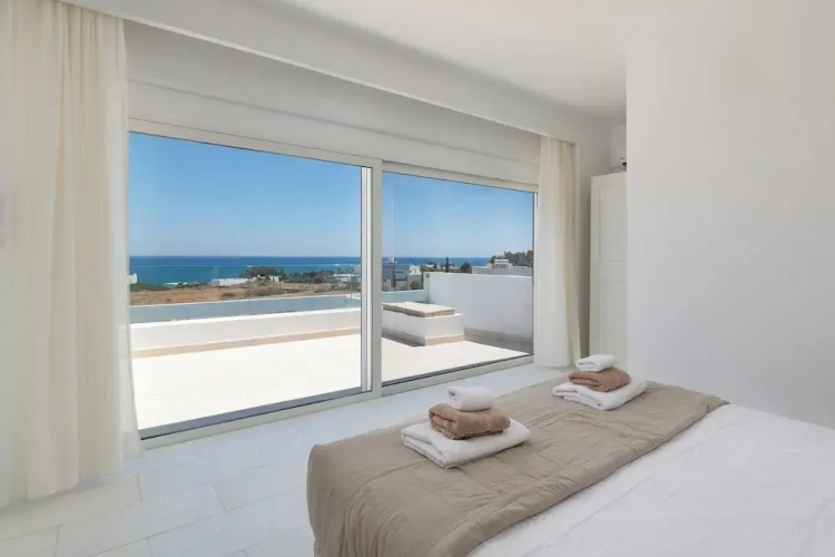 Seadream Villa