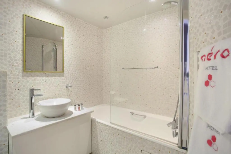 Standard Double room — Twin Beds