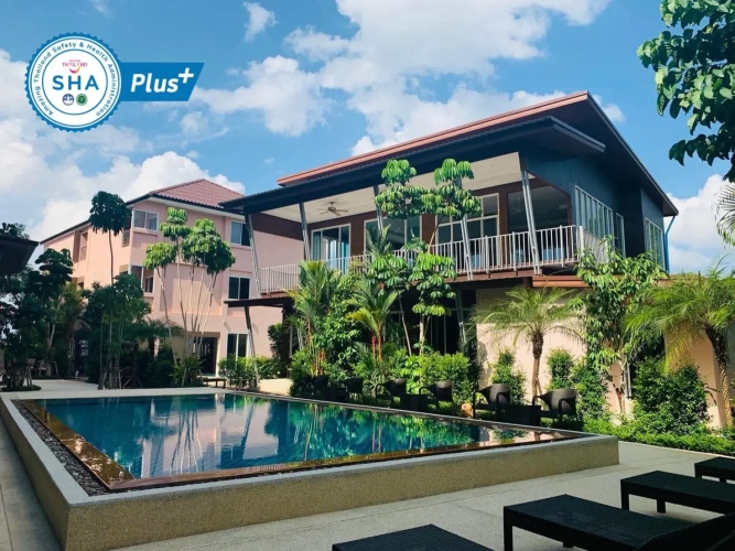 2 Bedrooms Quadruple Family Suite