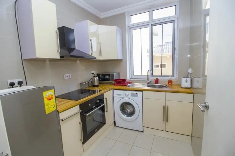 3 Bedrooms Apartment with balcony