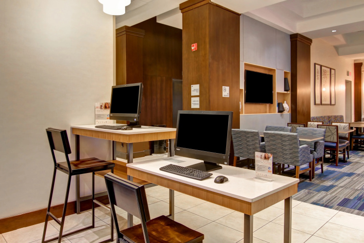 Holiday Inn Express & Suites Toronto - Markham photo 21
