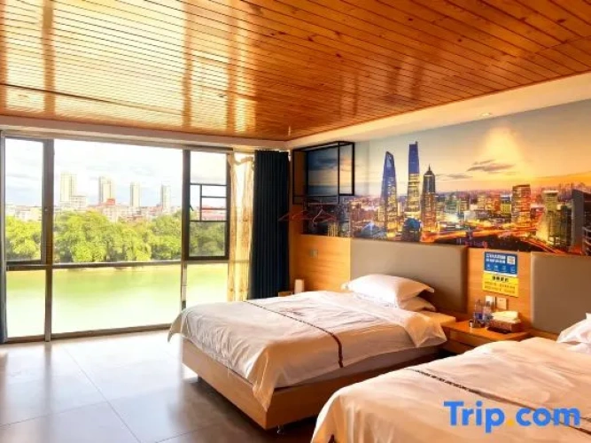 Deluxe Twin room with river view