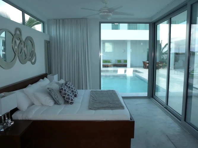 2 Bedrooms Luxury Villa beachfront