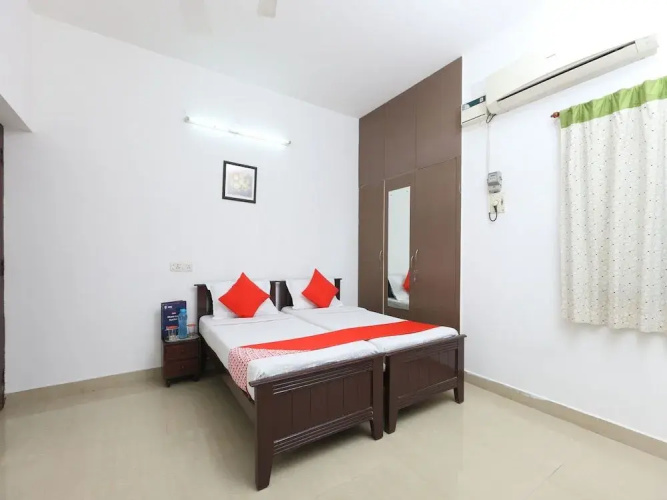 OYO 20004 SilverKey Kodambakkam