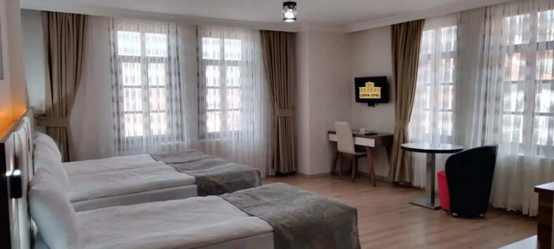 Lidya Otel