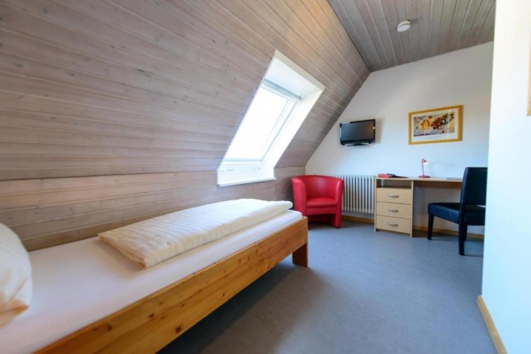 Standard Single room
