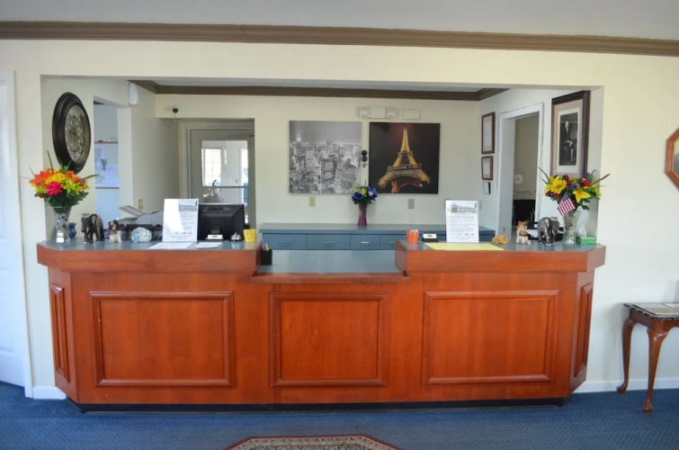Madison Inn Lodge