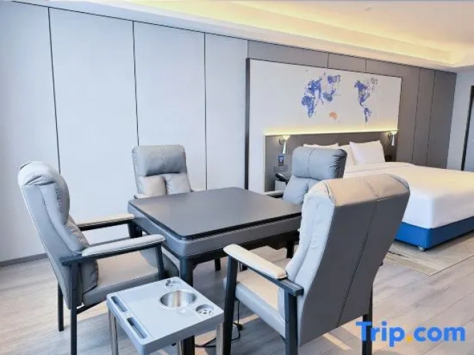 Deluxe Family Suite