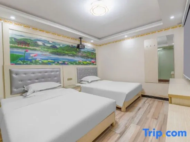 Bed in Dorm (female dorm)