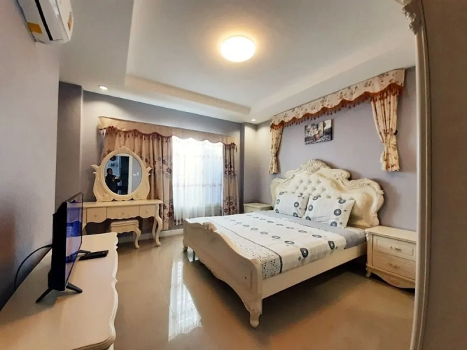 3 Bedrooms Villa