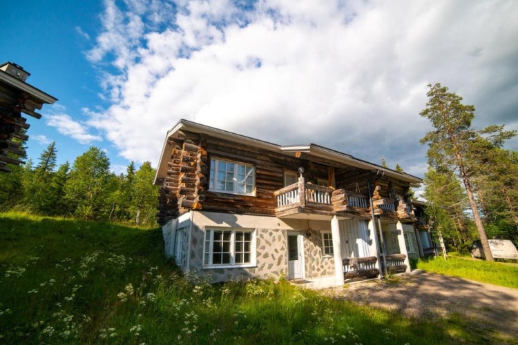2 Bedrooms Cottage
