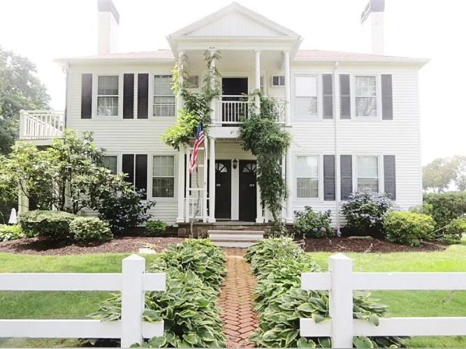 ShoreWay Acres Inn & Cape Cod Lodging