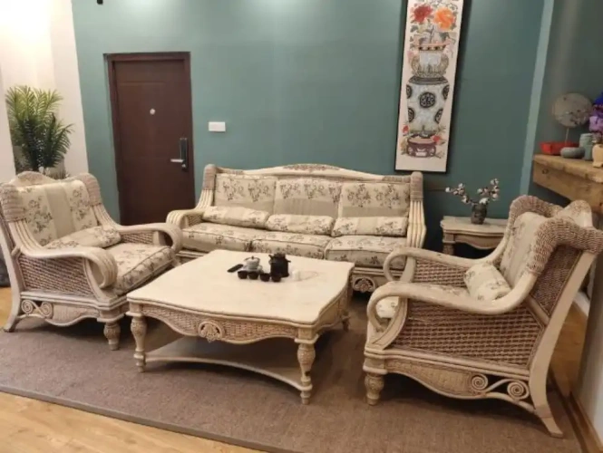 3 Bedrooms Apartment