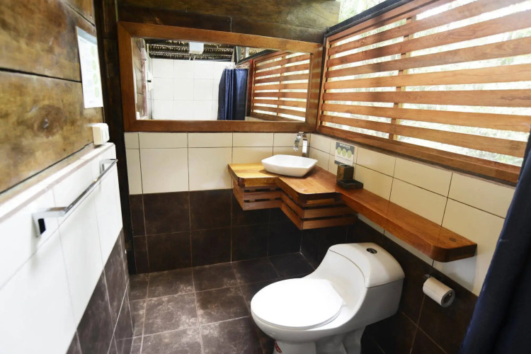Jamu Lodge