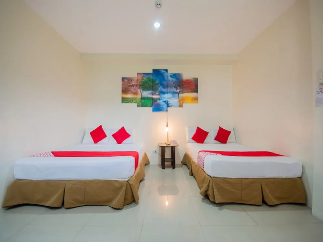 OYO 707 908 Salinas Suites
