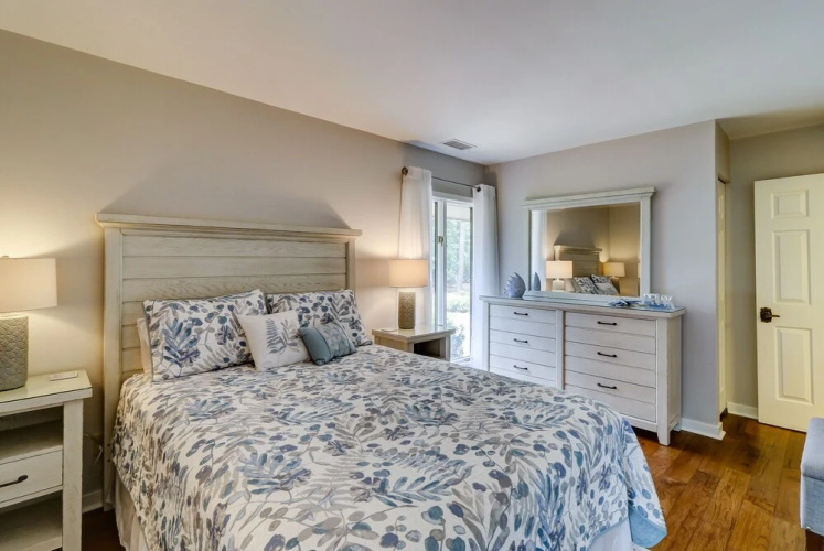 78 Baynard Cove
