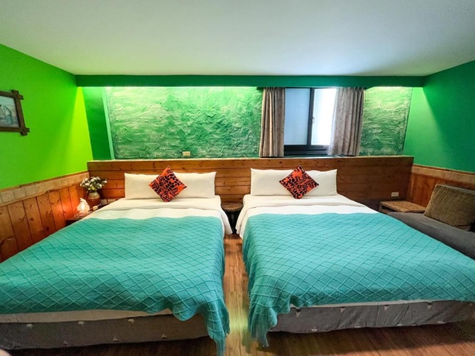 Premium Quadruple room