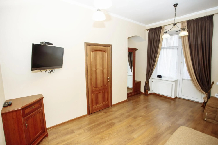 Apartment near Museum