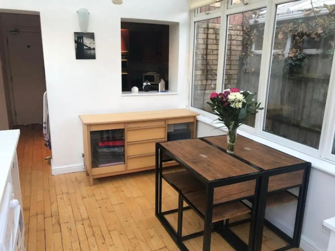 Westferry Hub Rooms