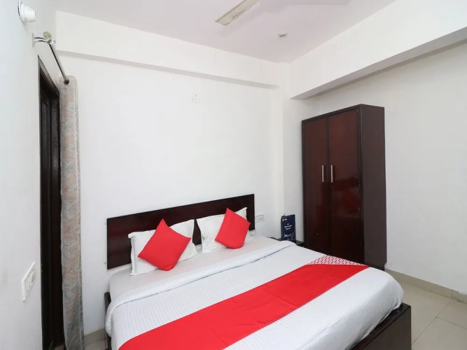 Oyo 23504 Hotel R View
