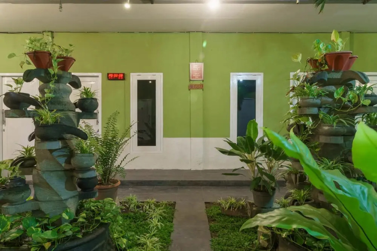 RedDoorz Syariah near Citimall Prabumulih