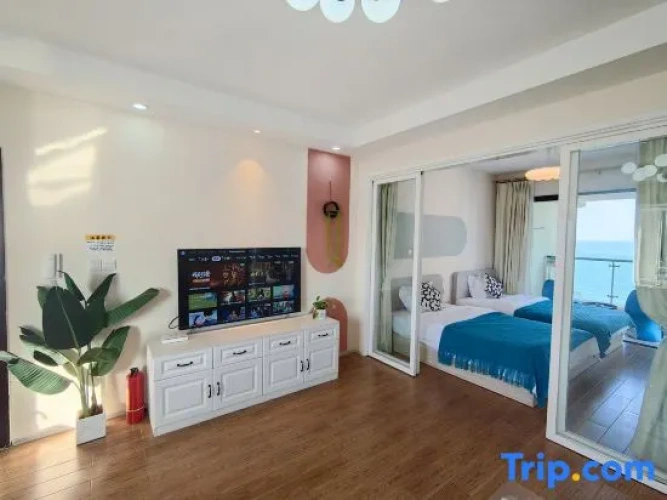 1 Bedroom Standard Double Attic room with view