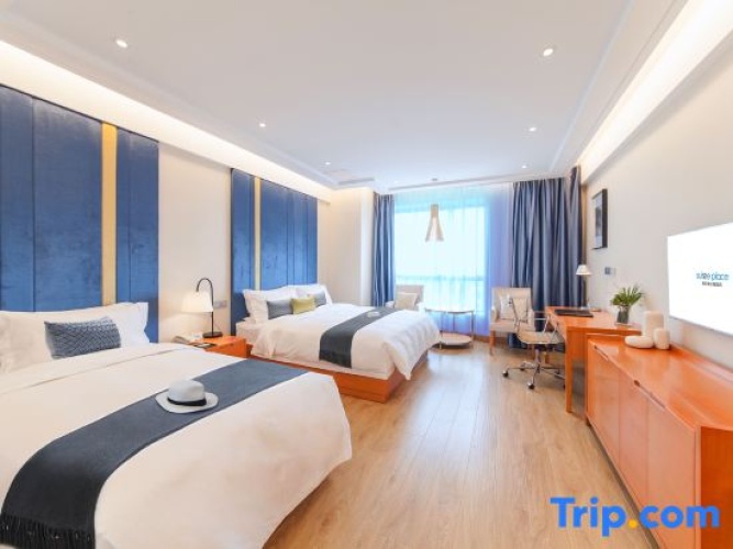 Standard Triple Family room