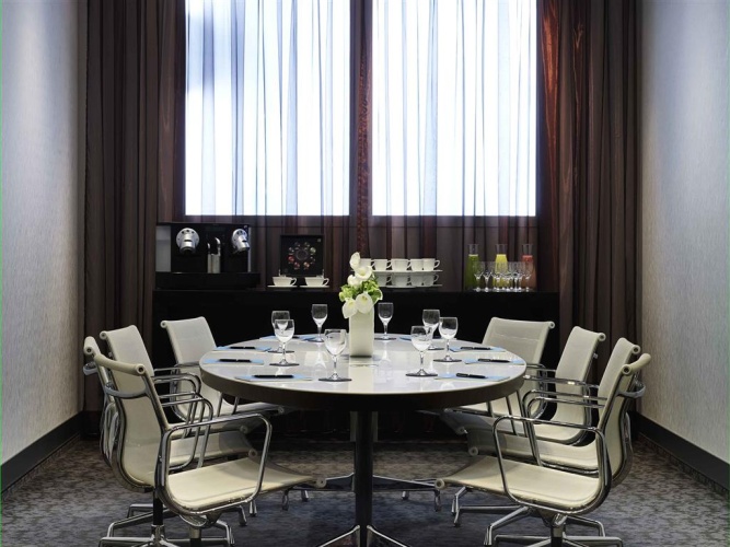 Hotel Sofitel Munich Bayerpost photo 33