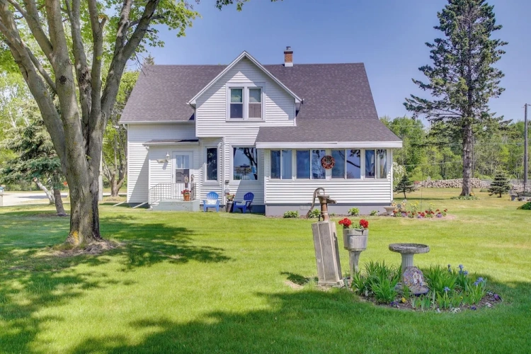 6 Bedrooms Cottage