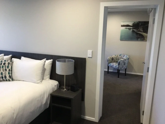 2 Bedrooms Family Basement Suite with ocean view