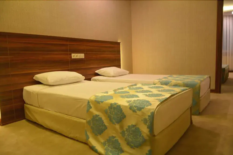 Ayintap Hotel