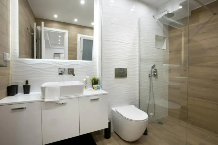 (B) Koukaki, A modern, newly refurbished Studio 4ppl