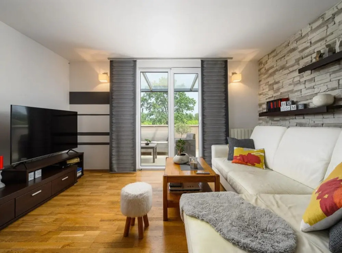 Cozy Apartment With Children Area