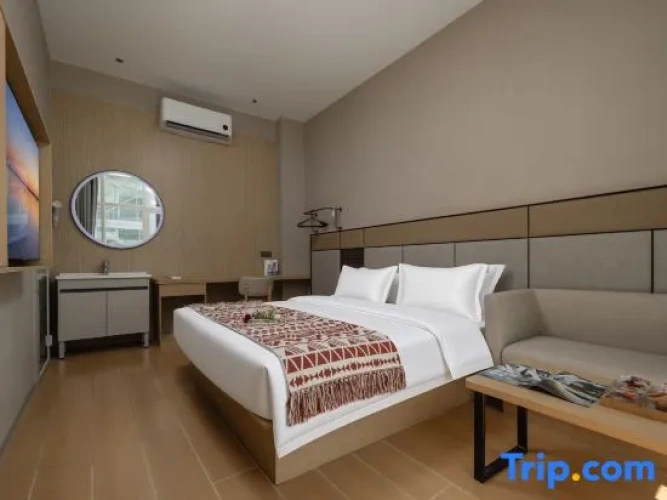 Standard Double room with pool view