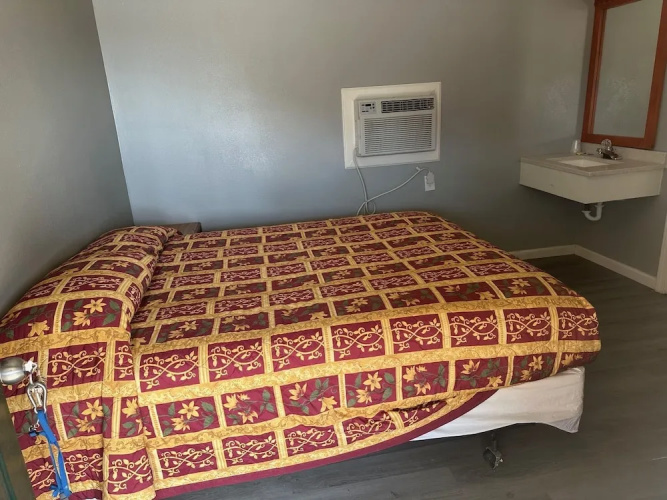 Super Inn
