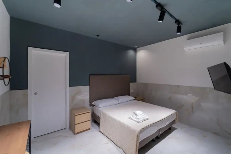 P.C. BOUTIQUE H. VESUVIUS NAPOLI CENTRO by ClaPa Group Dislocated Hospitality